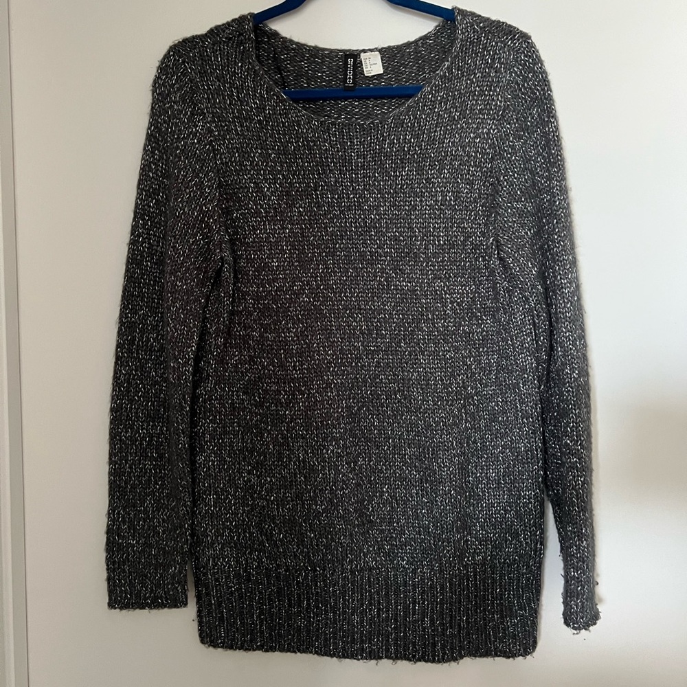 Divided Womens Sweater Size 8 Charcoal Gray Sparkle Threaded Long Sleeve
